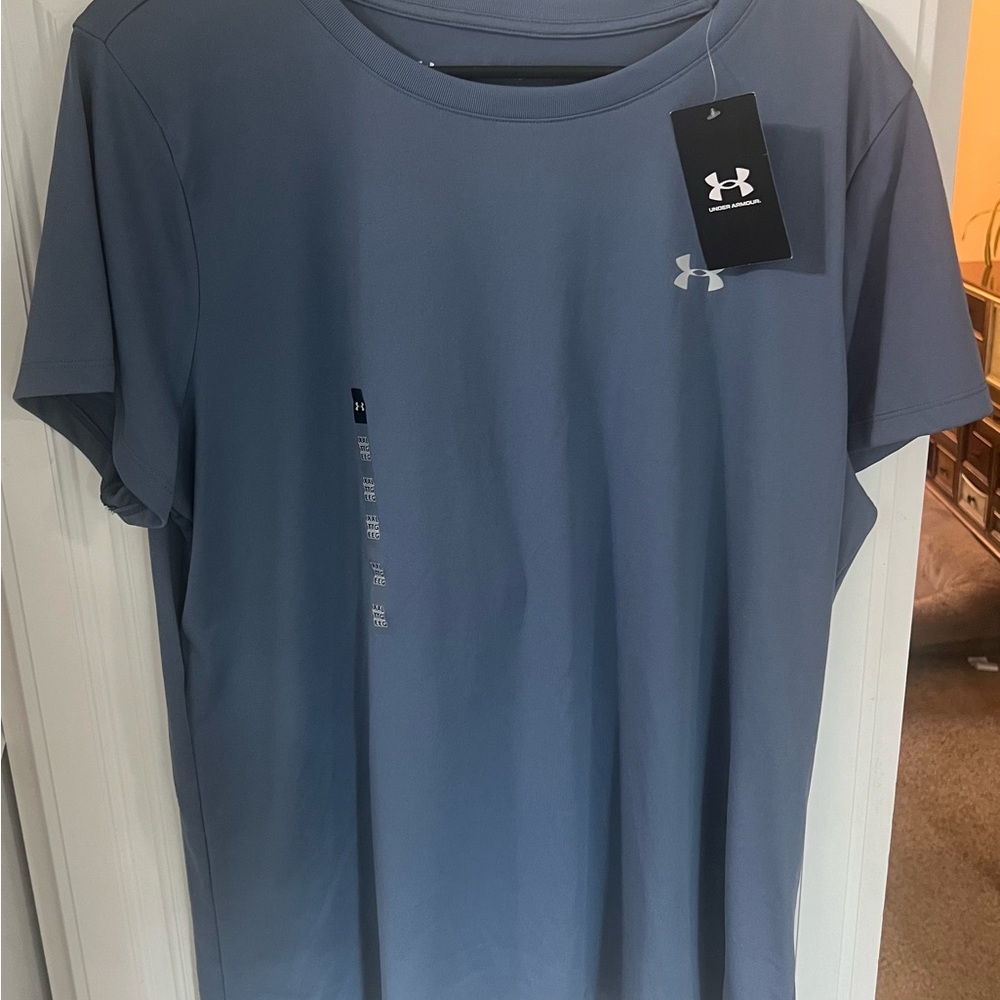 Under Armour Women's Blue Short Sleeve Tee